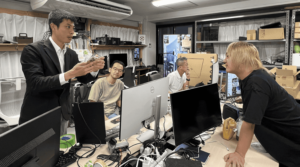 MUSVIメンバーと横浜オフィスにて